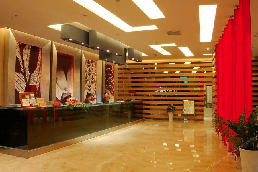 Joyiee Holiday Hotel Wuhan Intérieur photo